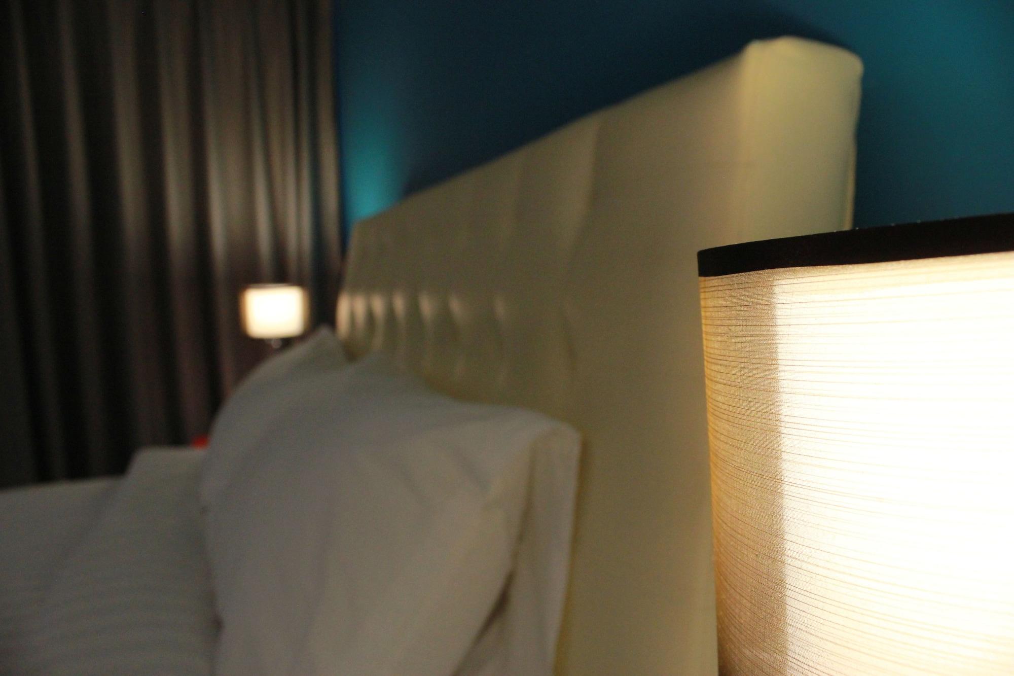 Don Mueang Airport Modern Bangkok Aparthotel Екстериор снимка