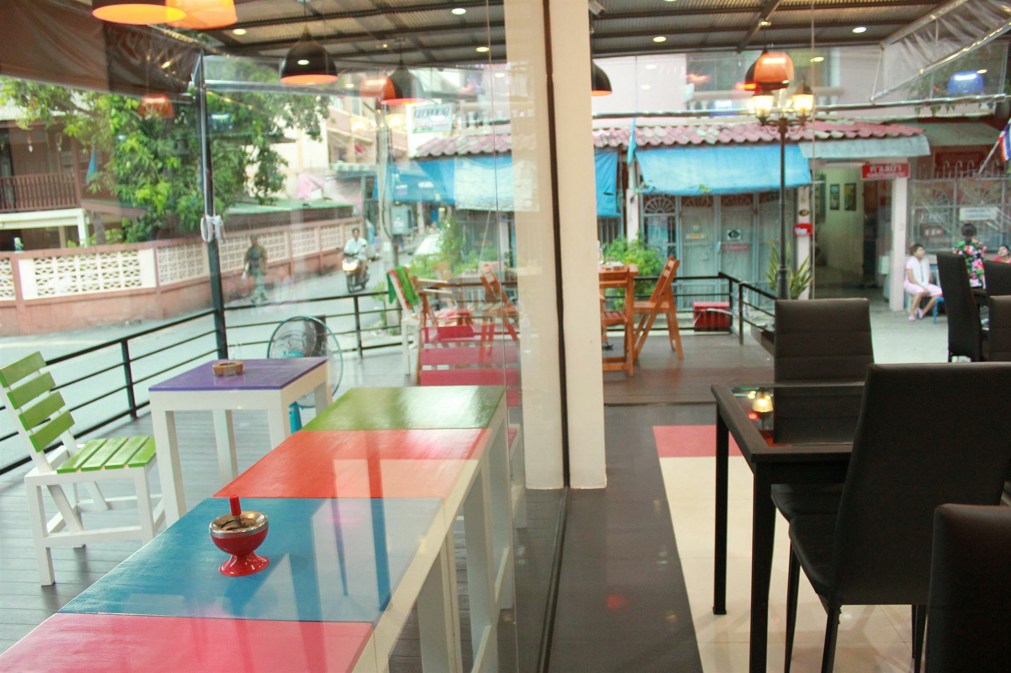Don Mueang Airport Modern Bangkok Aparthotel Екстериор снимка