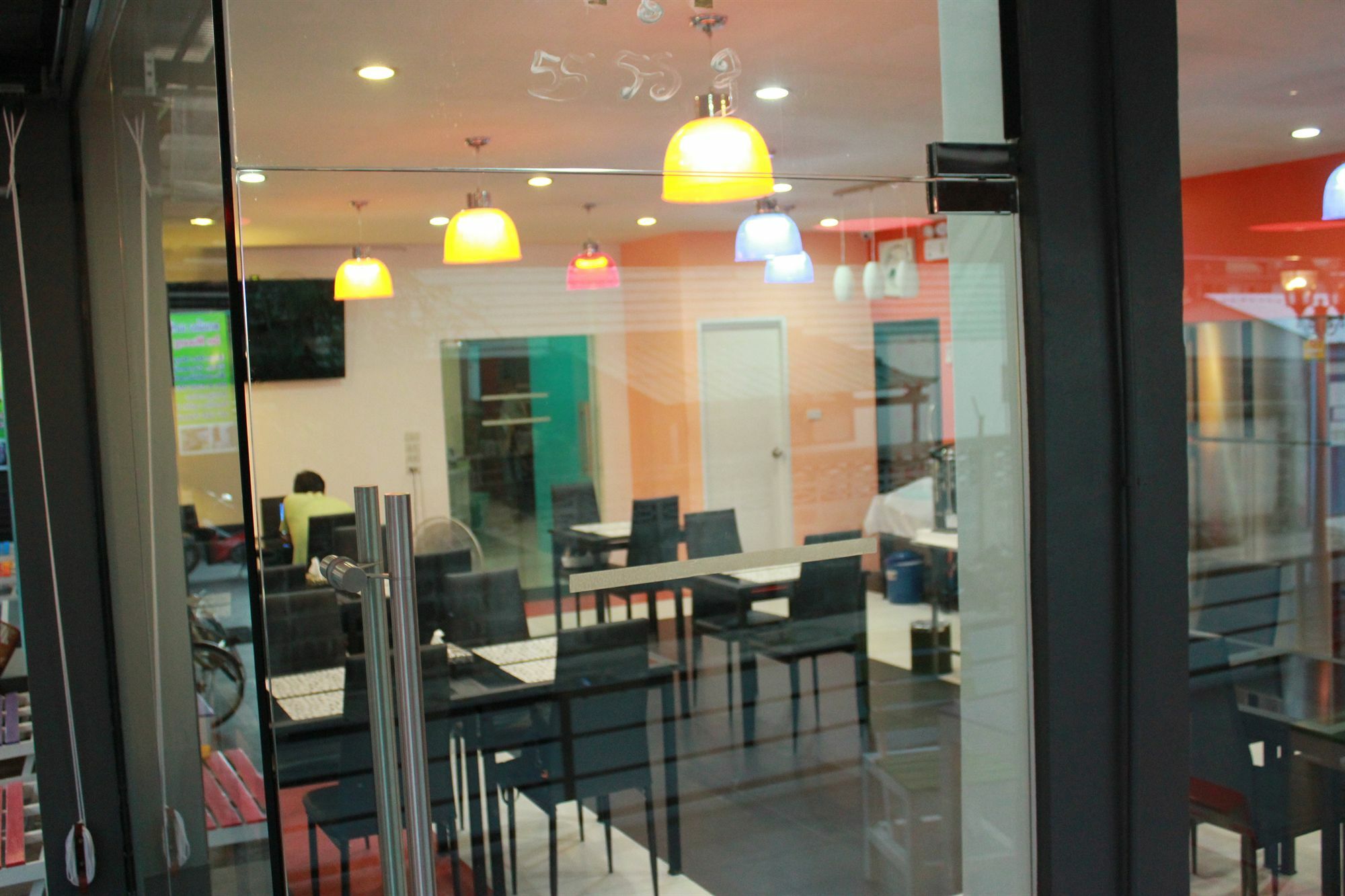 Don Mueang Airport Modern Bangkok Aparthotel Екстериор снимка